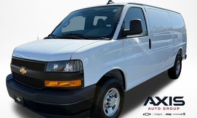 2025 Chevrolet Express 2500