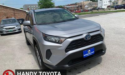 2022 Toyota RAV4 LE