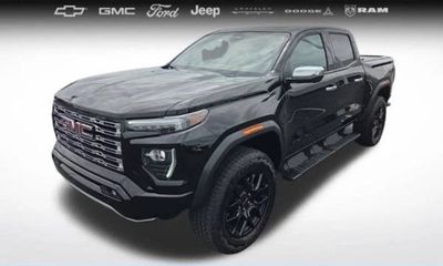 2025 GMC Canyon Denali