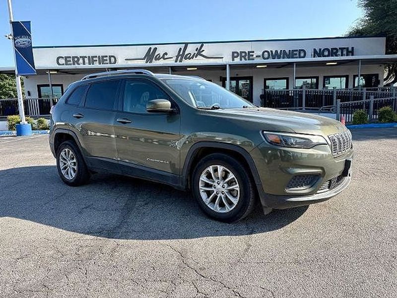 2020 Jeep Cherokee — a typically priced live listing