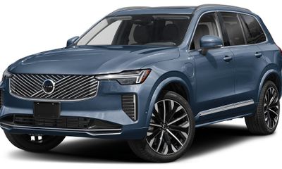 2026 Volvo XC90 Ultra Bright