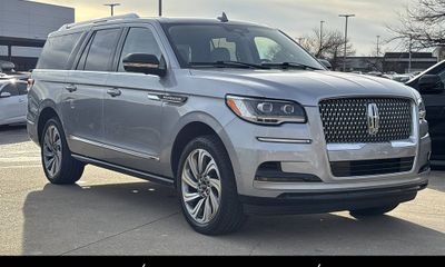 2023 Lincoln Navigator L Reserve