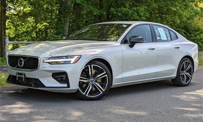 2020 Volvo S60 R Design