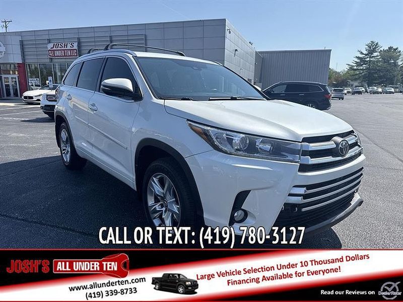 2017 Toyota Highlander — a typically priced live listing
