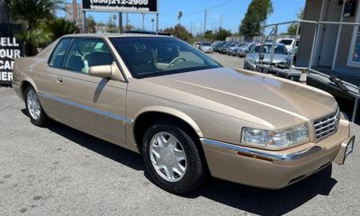 1997 Cadillac Eldorado Base