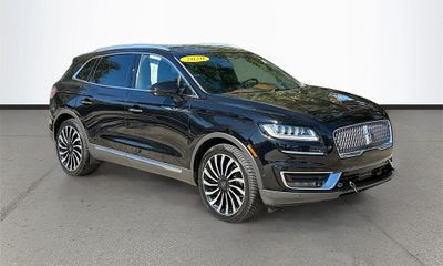 2020 Lincoln Nautilus BLK Label