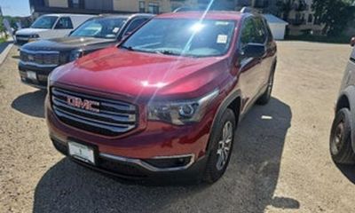 2017 GMC Acadia ALL Terrain 1