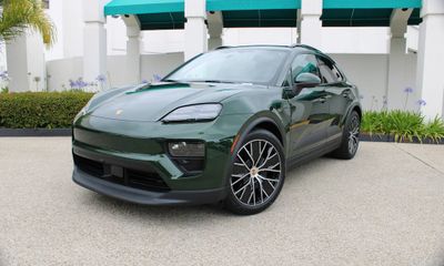 2026 Porsche Macan