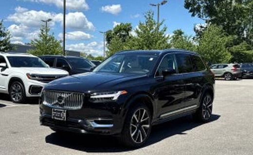 2023 Volvo XC90 Plus Bright
