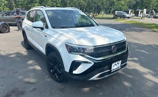 2023 Volkswagen Taos 4Motion SE W