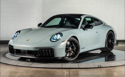 2025 Porsche 911
