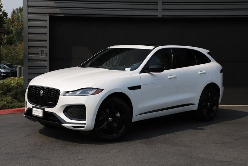 2025 Jaguar F-Pace — a typically priced live listing