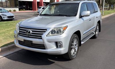 2014 Lexus LX 570