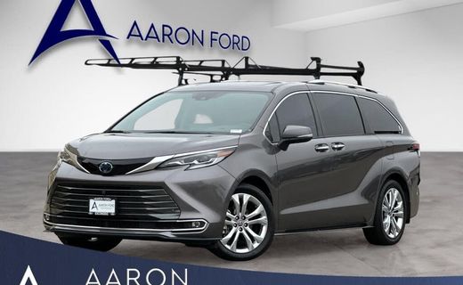 2023 Toyota Sienna Platinum