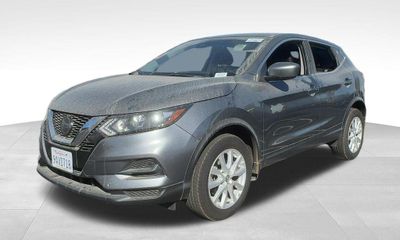 2022 Nissan Rogue Sport S