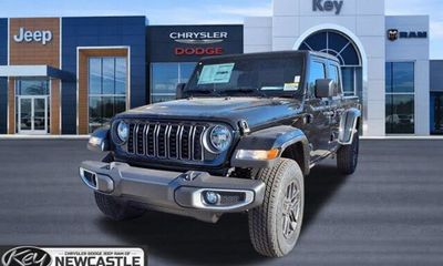 2026 Jeep Gladiator Sport