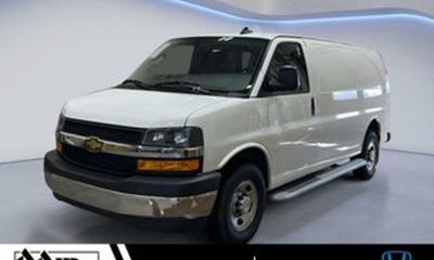 2024 Chevrolet Express 2500