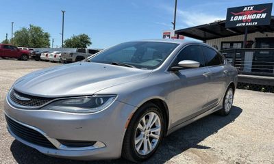 2016 Chrysler 200 Limited