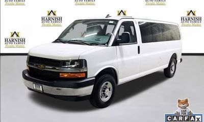 2025 Chevrolet Express LT EXT