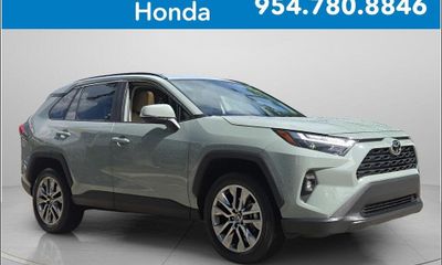 2023 Toyota RAV4 XLE Premium