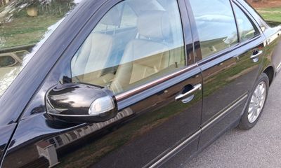 2001 Mercedes-Benz E-Class 320