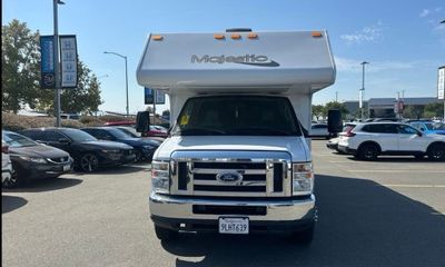 2018 Ford E-Series Chassis E 350