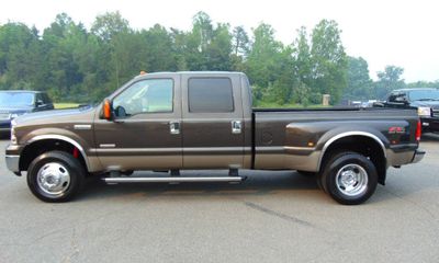 2005 Ford F-350 Lariat
