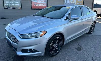 2013 Ford Fusion SE