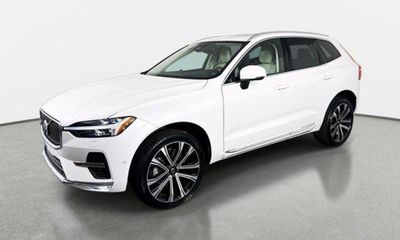 2023 Volvo XC60 Ultimate Bright