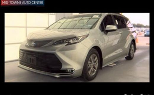 2021 Toyota Sienna XLE Plus Package