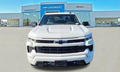 2022 Chevrolet Silverado RST