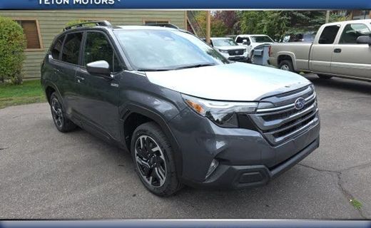 2025 Subaru Forester Premium