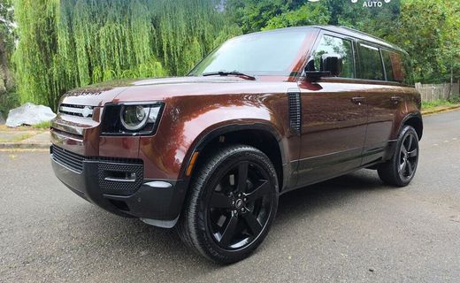 2025 Land Rover Defender 110 Sedona RED