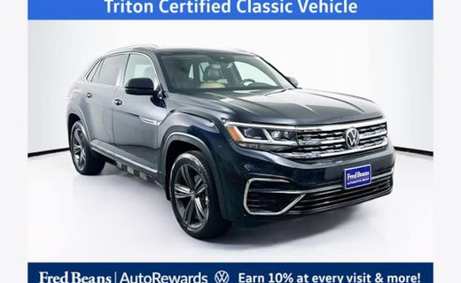 2022 Volkswagen Atlas Cross Sport 4MOTION SEL Black
