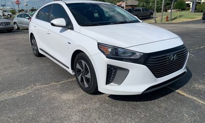 2017 Hyundai Ioniq Blue