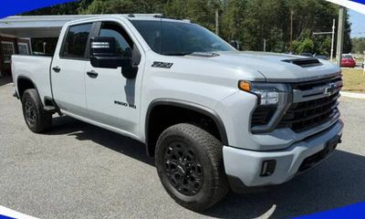 2024 Chevrolet Silverado HD LT