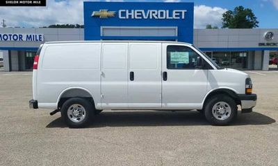 2026 Chevrolet Express 2500
