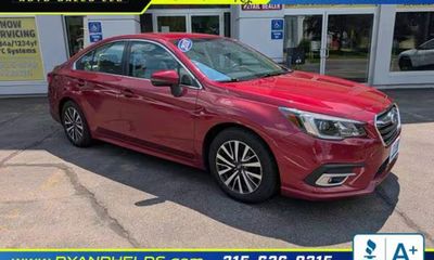2018 Subaru Legacy Premium ES