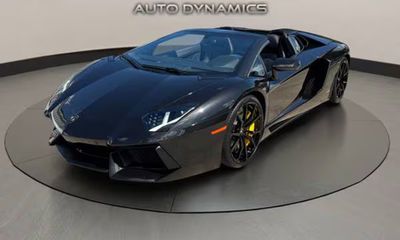 2014 Lamborghini Aventador LP 700 4
