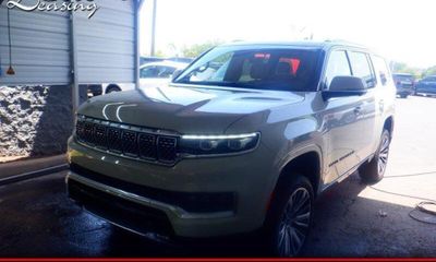 2022 Jeep Grand Wagoneer Series III