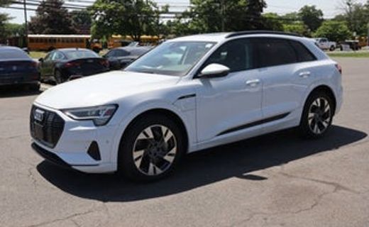 2021 Audi E-Tron Quattro Premium