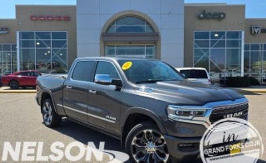 2018 Ram 1500 SLT