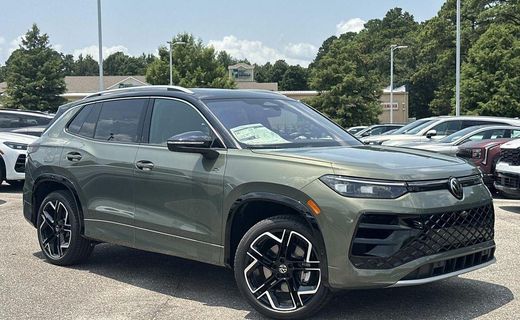 2026 Volkswagen Tiguan 4Motion SEL R