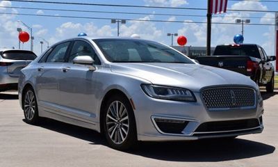 2020 Lincoln MKZ Standard