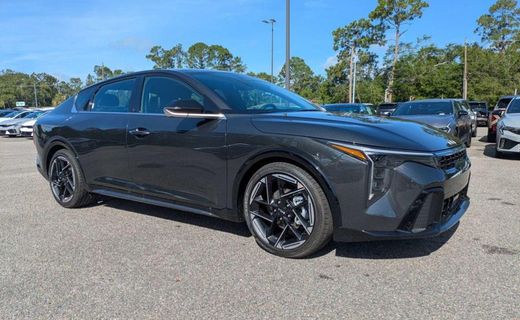 2026 Kia K4