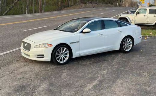 2012 Jaguar XJ