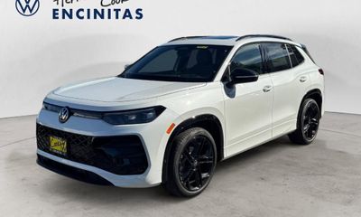 2026 Volkswagen Tiguan SE Black