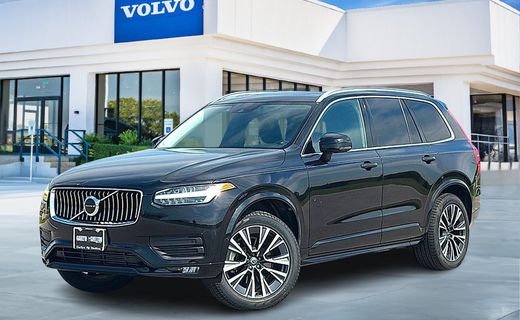 2022 Volvo XC90 Momentum