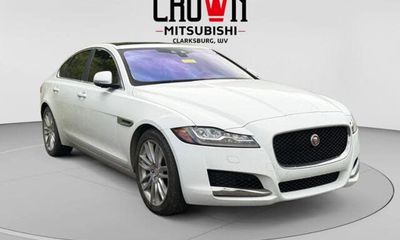 2016 Jaguar XF Prestige