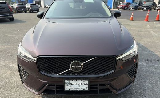 2026 Volvo XC60 Plus Dark